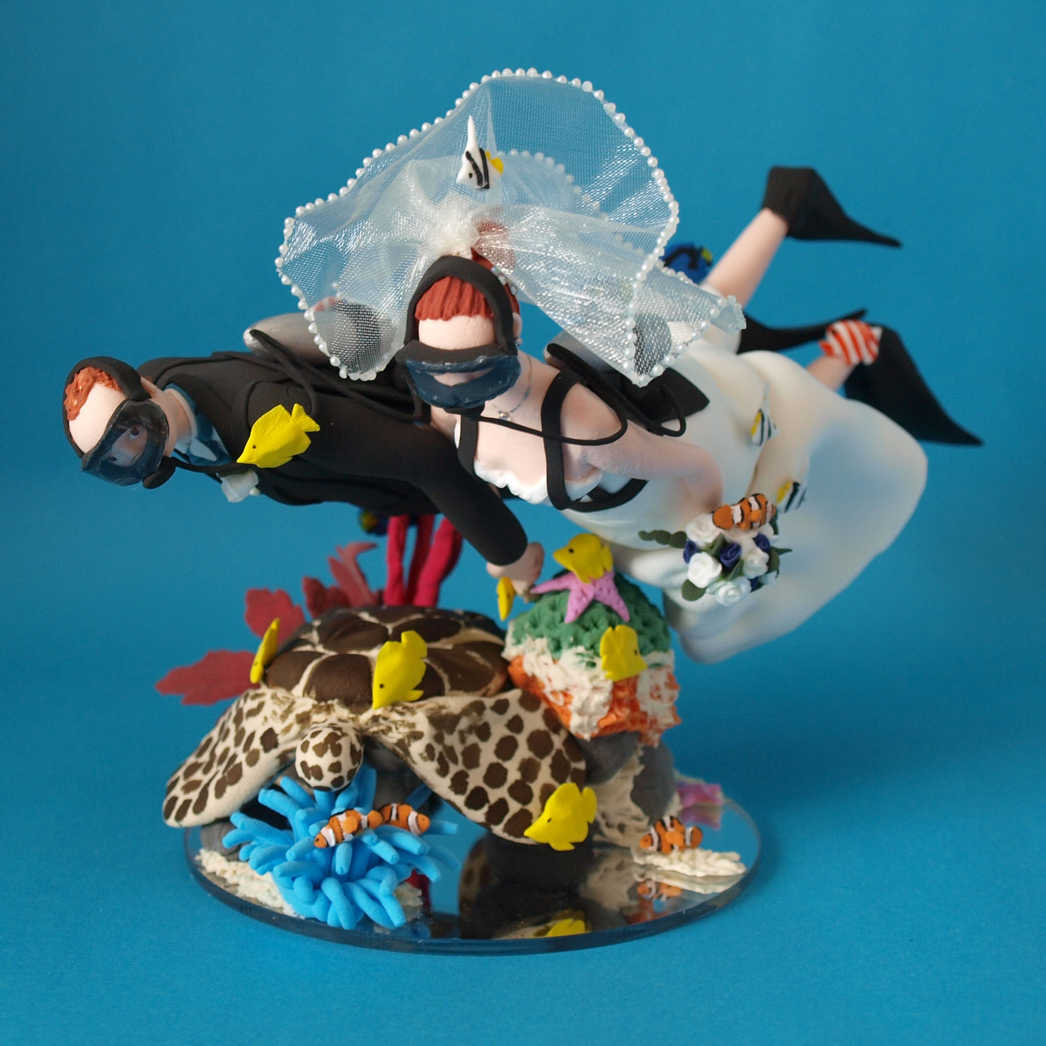 Scuba Diving Bride and groom with sea turtle wedding cake topper by Louisa Hill