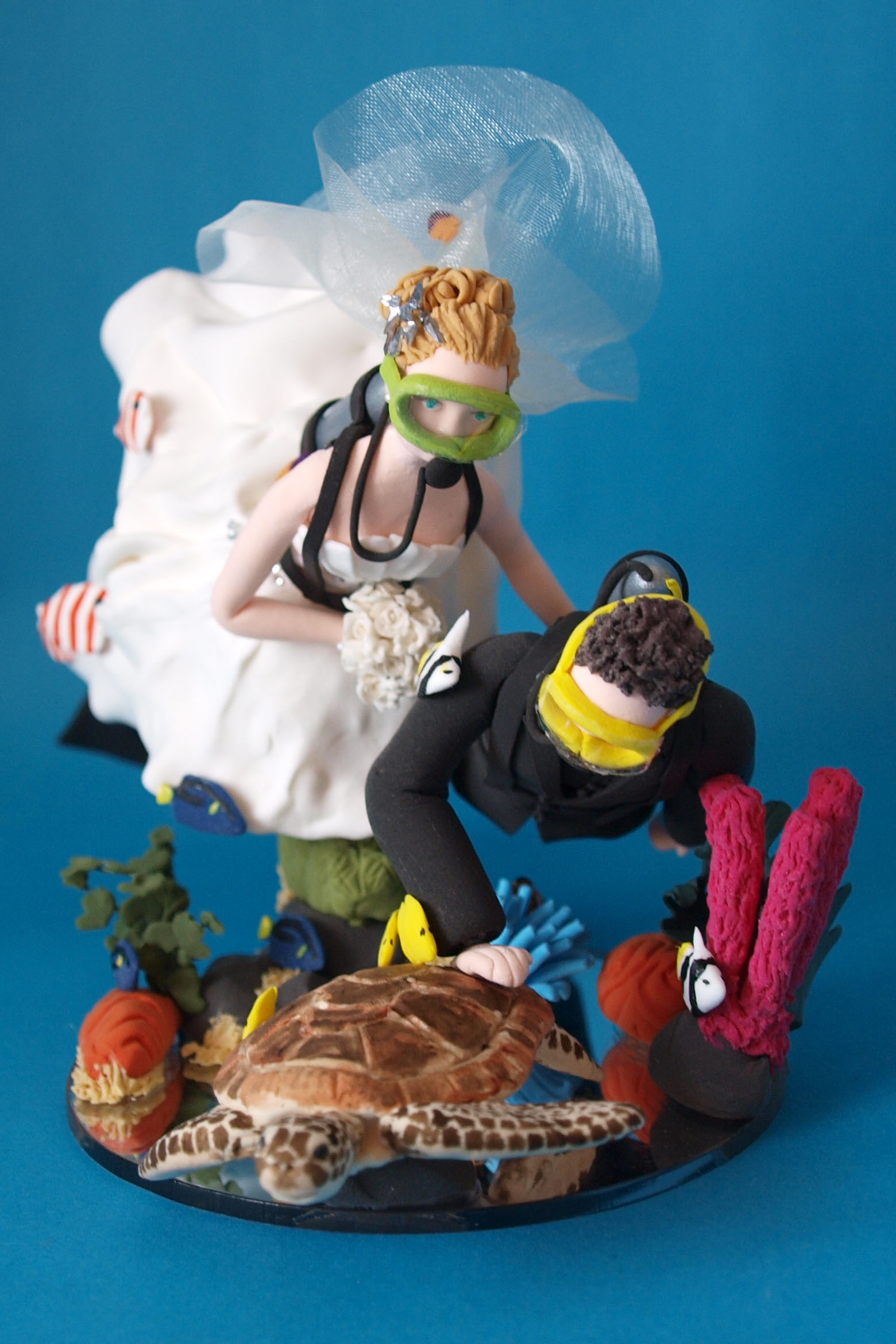 Scuba Diving Bride and groom with sea turtle wedding cake topper by Louisa Hill