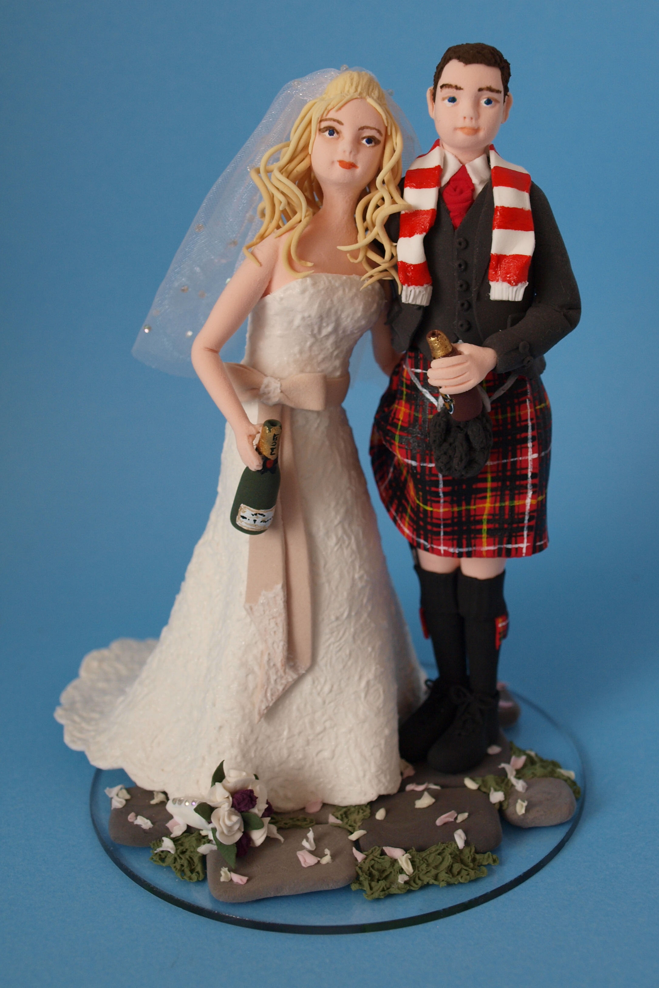 Scottish bride and groom in kilt wedding cake topper with cats by Louisa Hill